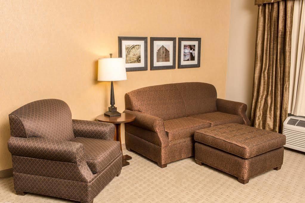 Teddy'S Residential Suites New Town Exterior foto